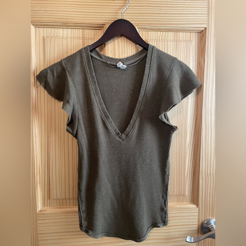 SOLD Olive We The Free+ Flutter Sleeve Top | Women’s S